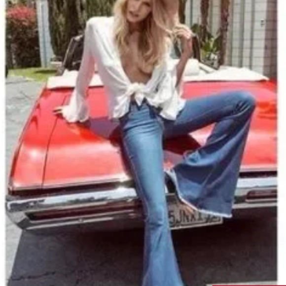 Free People Denim - FREE PEOPLE RAW HEM BELL BOTTOM SUPER FLARE BELL BOTTOM JEANS STRETCH WSZ 28
